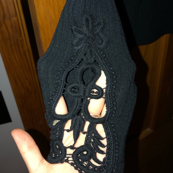 Hollister Shirt - Picture 4 of 5